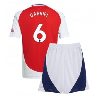 Camisa de Futebol Arsenal Gabriel Magalhaes #6 Equipamento Principal Infantil 2024-25 Manga Curta (+ Calças curtas)